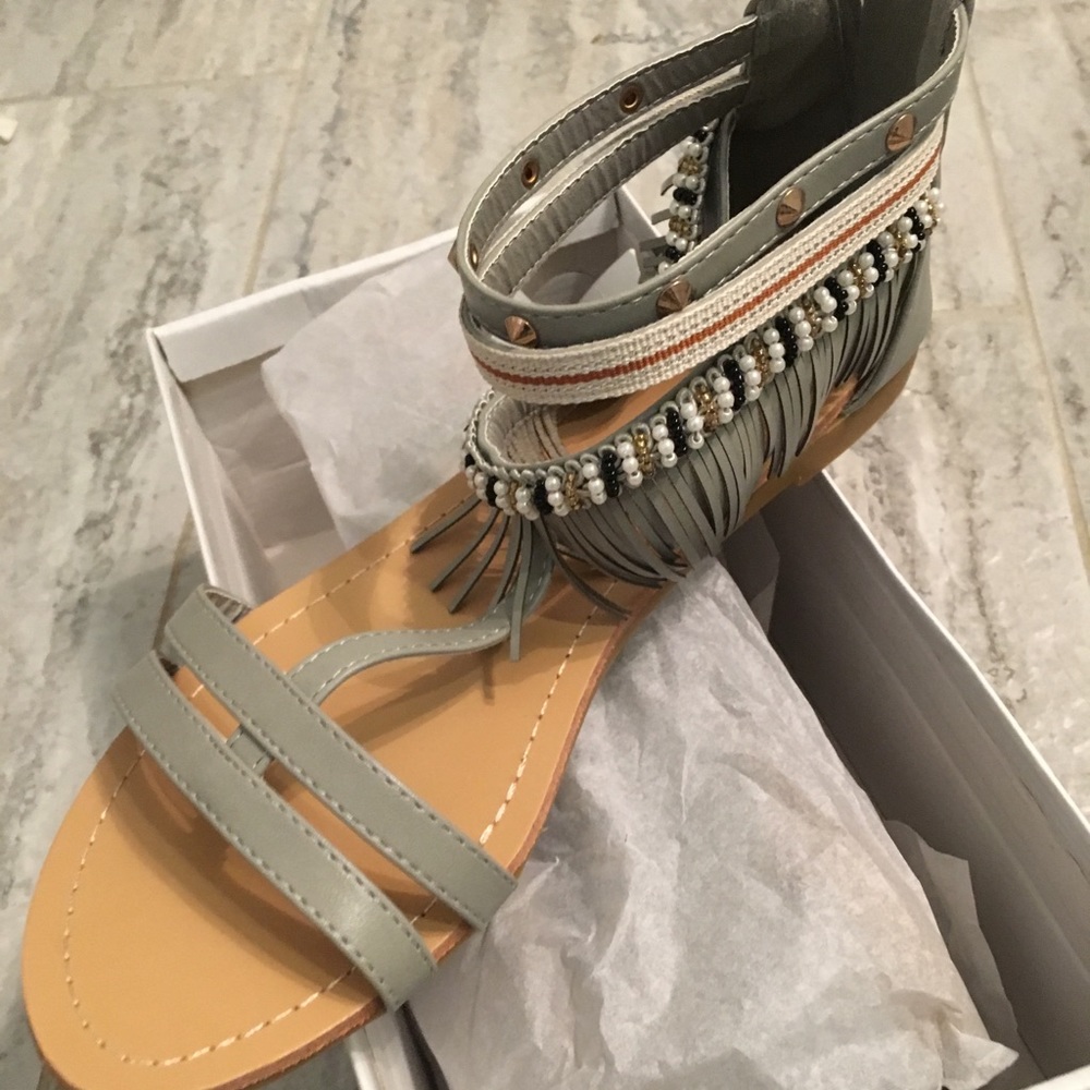 Gray fringe sandals with beading